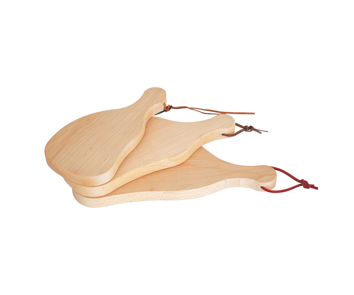 P_40_S Beechwood Cutting Board with Hanging String (31x14.5x3cm) - Image 1